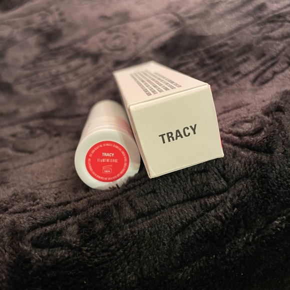 UOMA Beauty Badass Icon Matte Lipstick✨ (NWT) - Picture 8 of 9